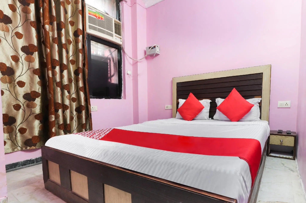 OYO 49718 Hotel Basant
