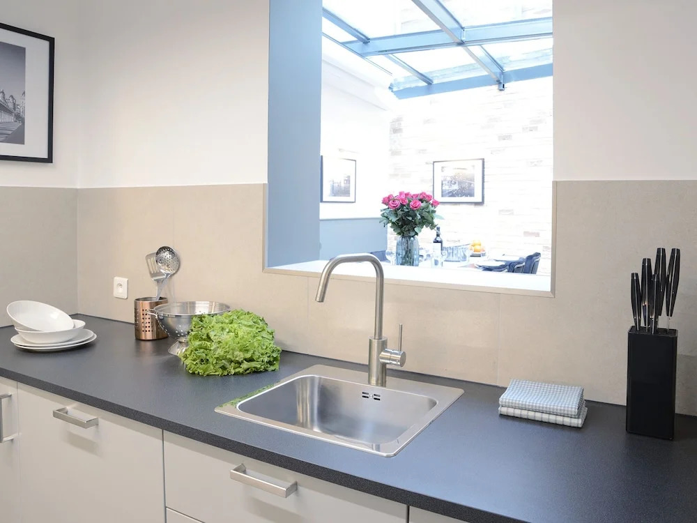 Luxury AC 3BDR Le Marais I by Livinparis