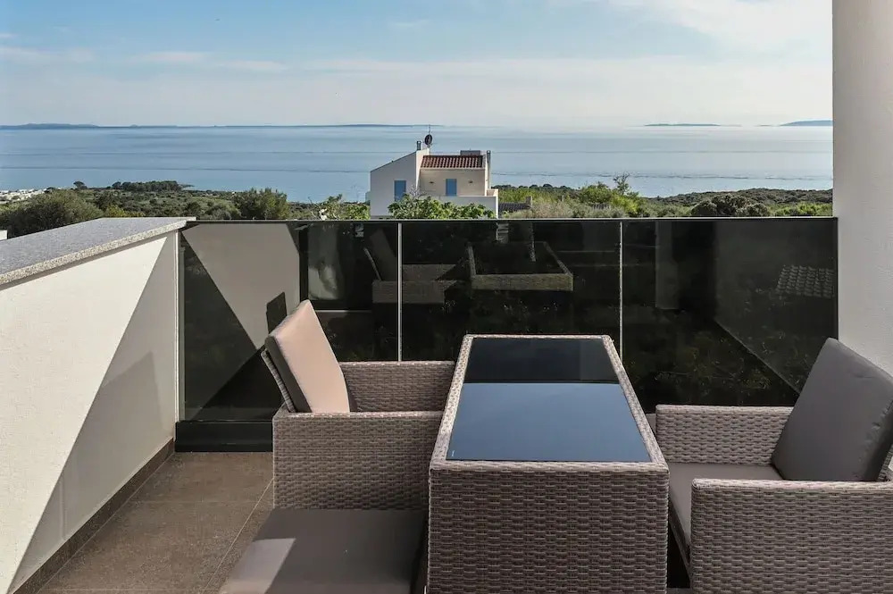 Villa Luna- Private Heated Pool