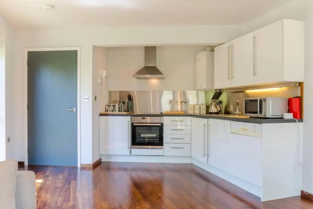 Charming Summerhouse Annexe in lush gardens in Fowey