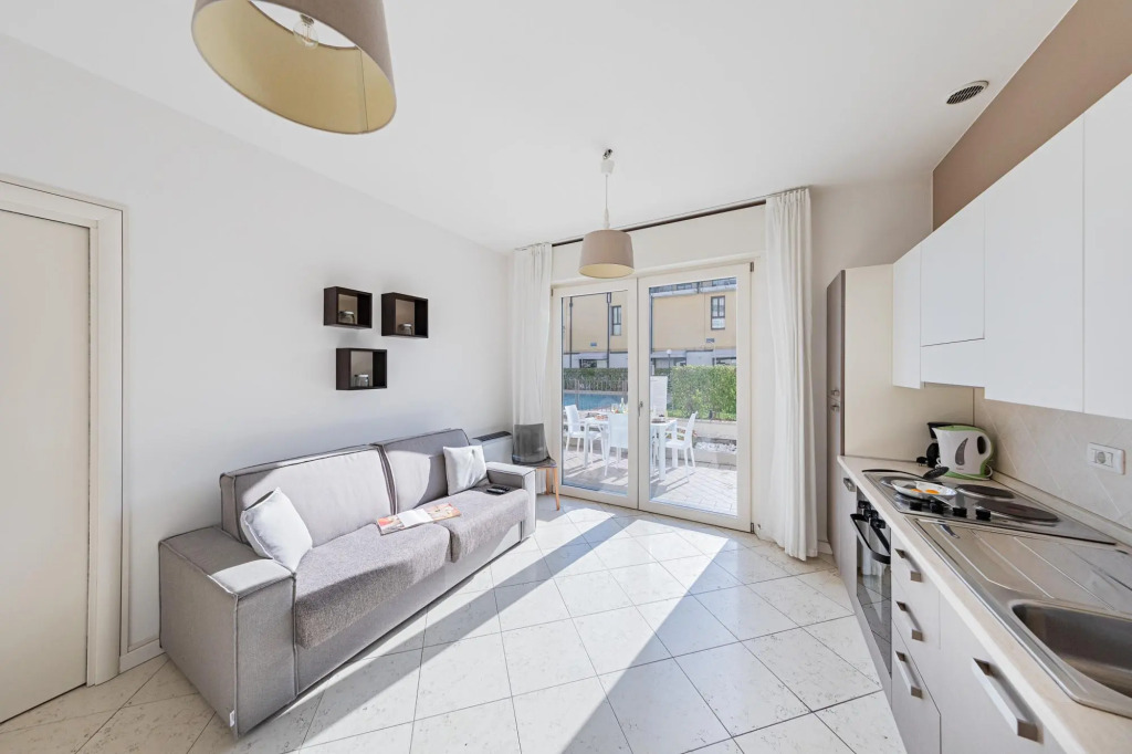 Residenza Miralago - 01 Fabrizia - Locazione BK