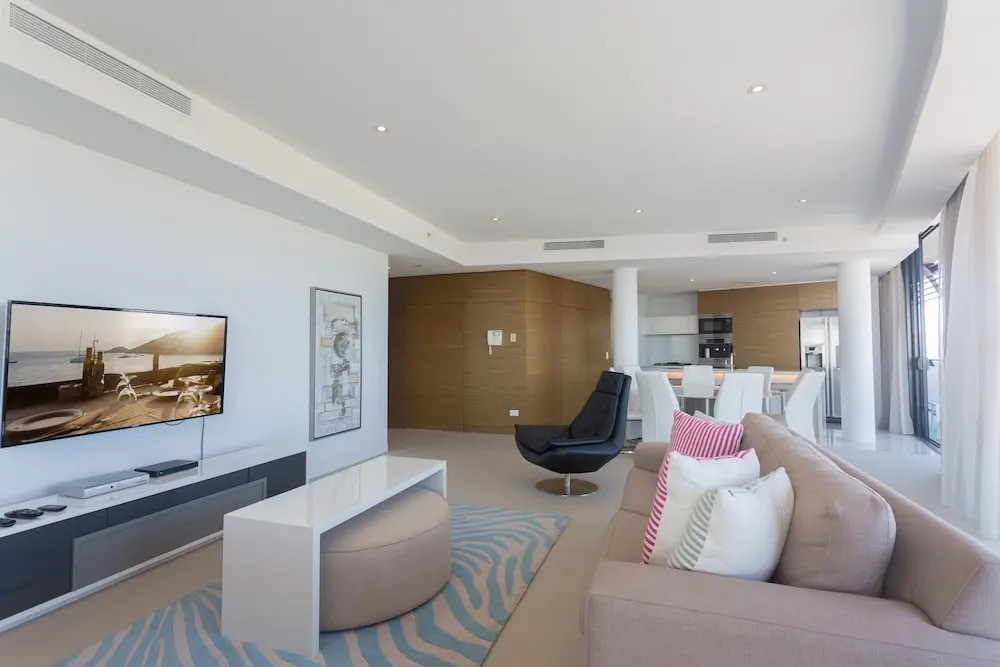 Oracle Resort Private 3 Bed Skyhome