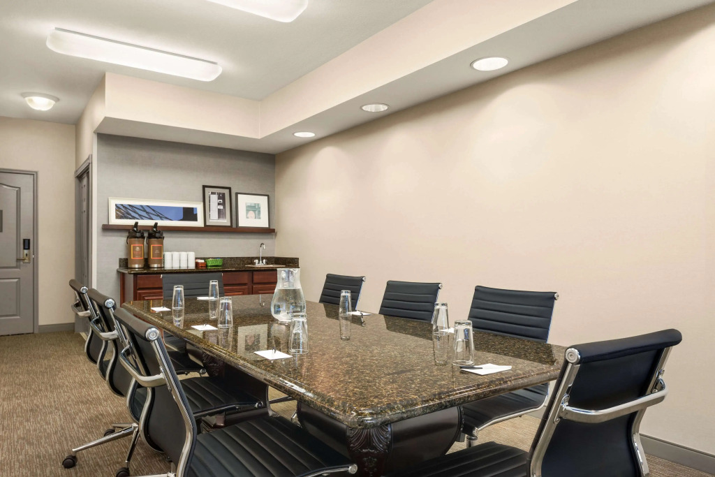 Country Inn & Suites by Radisson, Lima