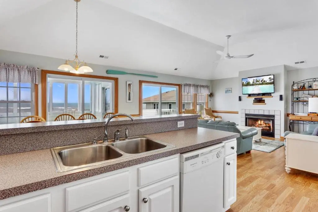 6175 - Longview Cottage