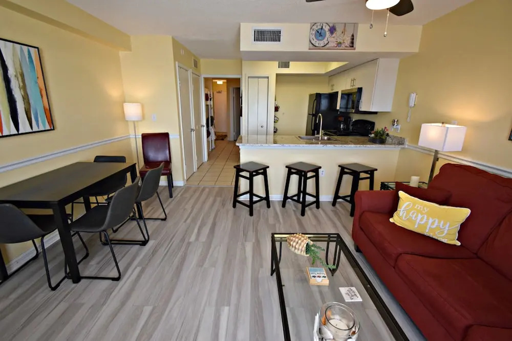 Seacrest 806 1 Bedroom Condo by RedAwning