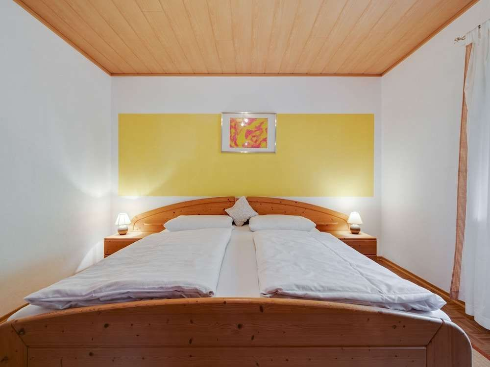 Beautiful holiday home in Viechtach with views