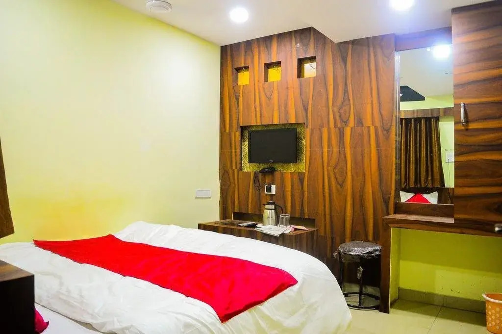 Hotel Kalash (Opp Railway Station) Ujjain