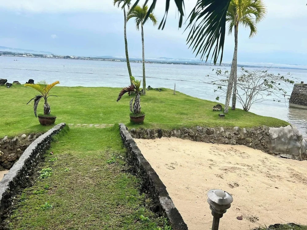 Casa G Private Beachfrontyour own Private Beach