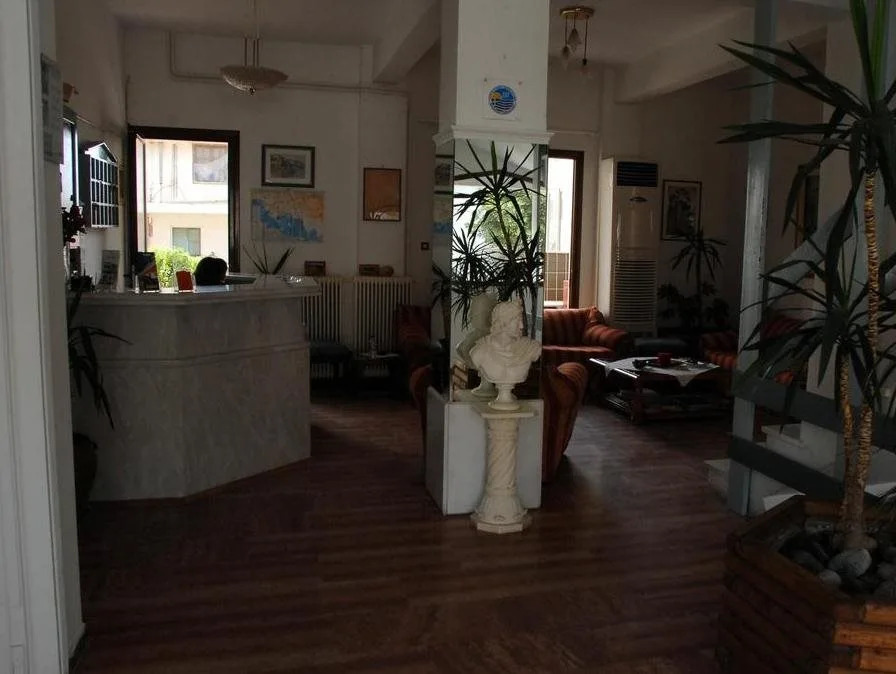 Koronis Hotel
