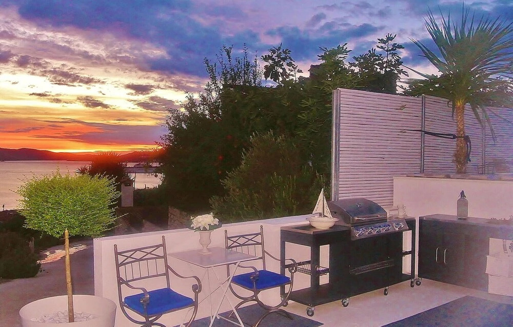 Seaside villa with private pool Home By The Sea - Villa Trogir