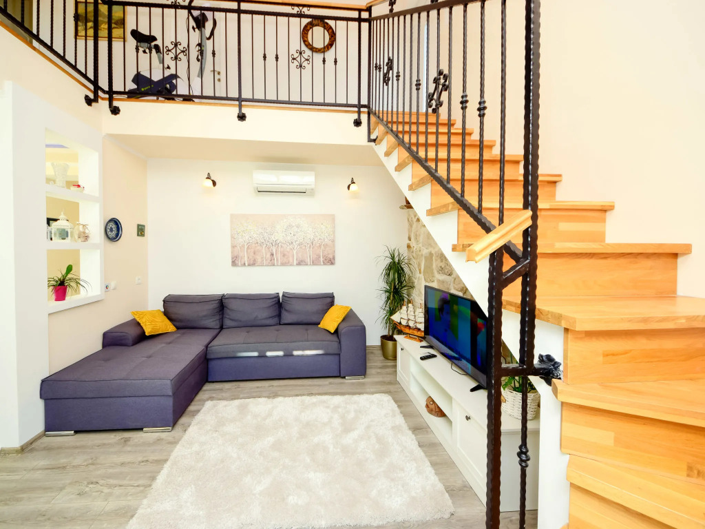 Holiday Home Lara by Interhome