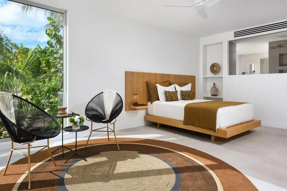 La Mer Villa South Oceanfront Luxury on Sapodilla Bay