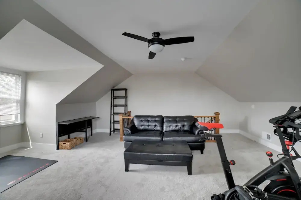 Well-appointed Pittsburgh Home: 1 Mi to Dtwn!
