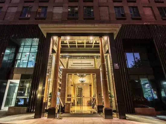 Langqing Hongsheng Hotel Apartment (Guanyin Bridge Branch)