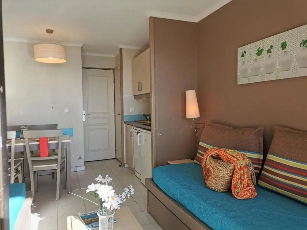 Appartement Cannes la Bocca, 1 pièce, 4 personnes - FR-1-609-9