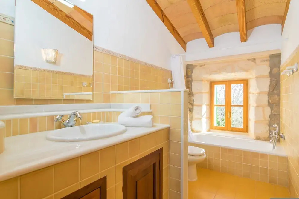 Son Paparra in Inca With 2 Bedrooms and 2 Bathrooms