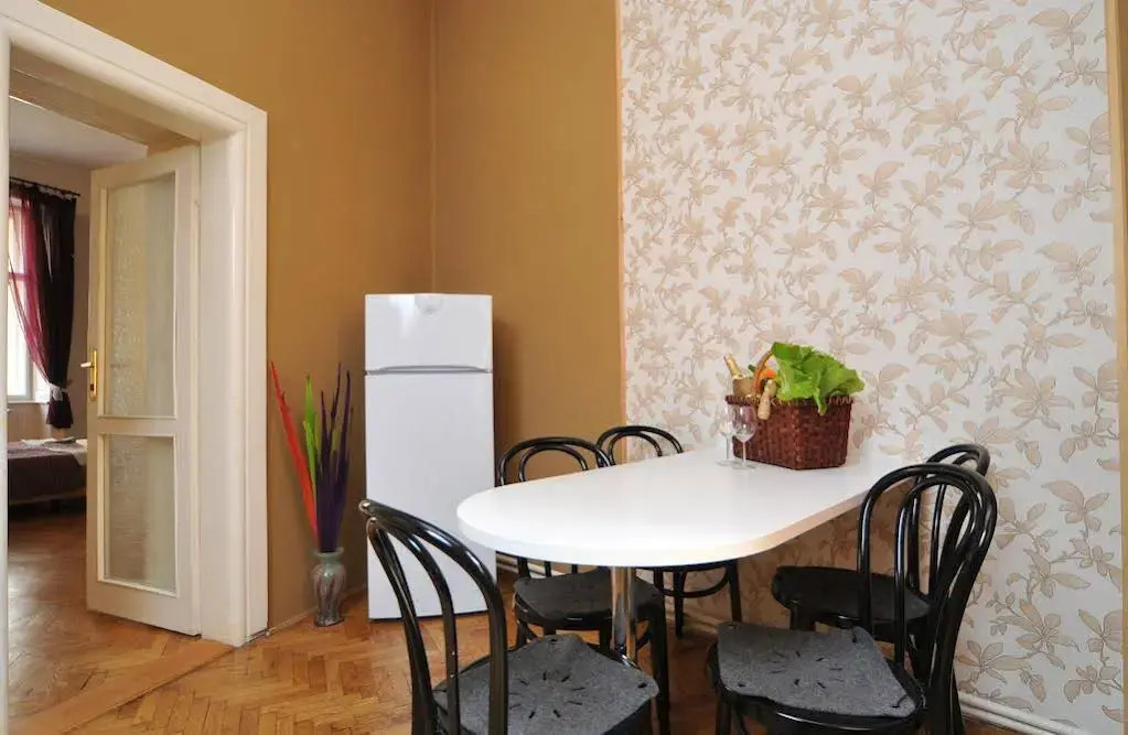 Dlouha Apartments