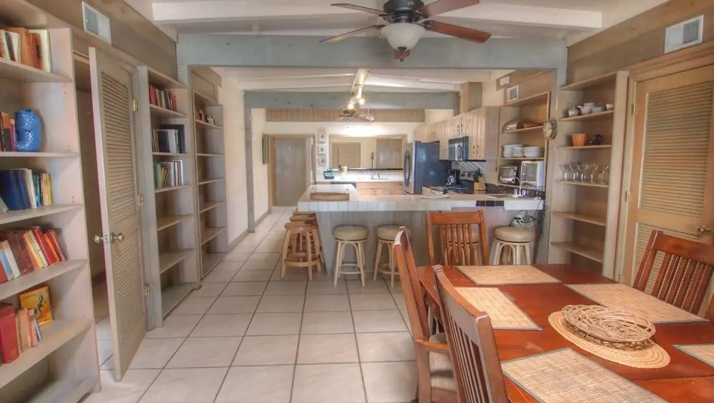 Chez Mireille - 5 Br Home