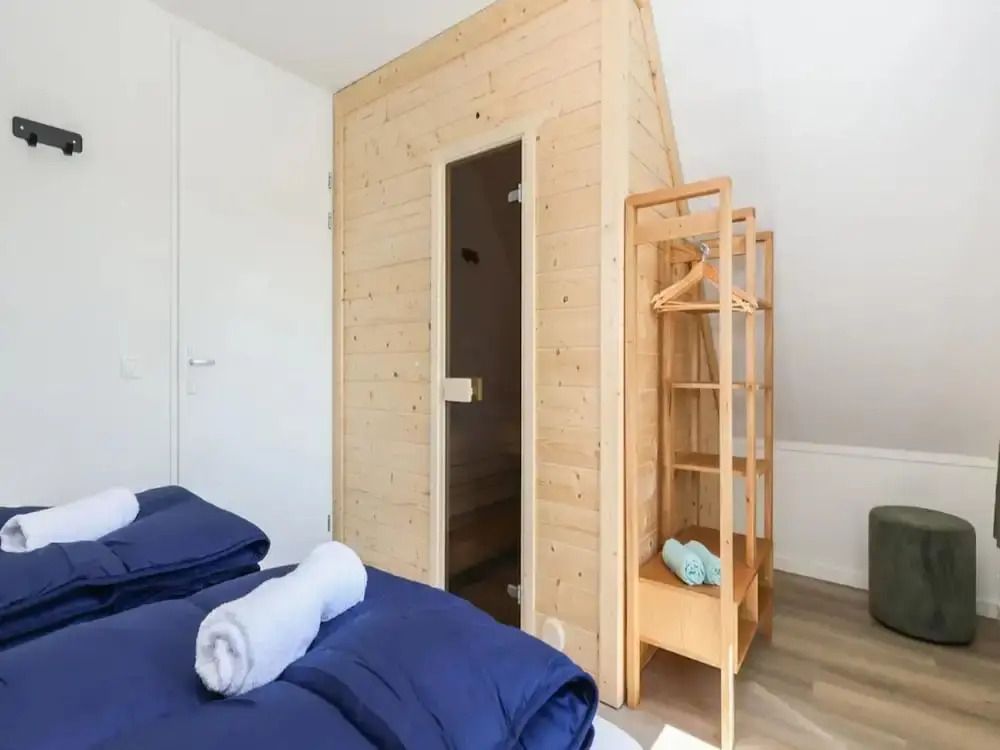 Holiday Home in Simonshaven Near Lake Beach