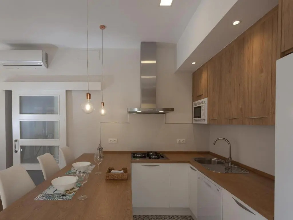 RD APARCAMIENTO INCLUIDO TRIANA luminoso cómodo apartamento 2Bd 2Bth
