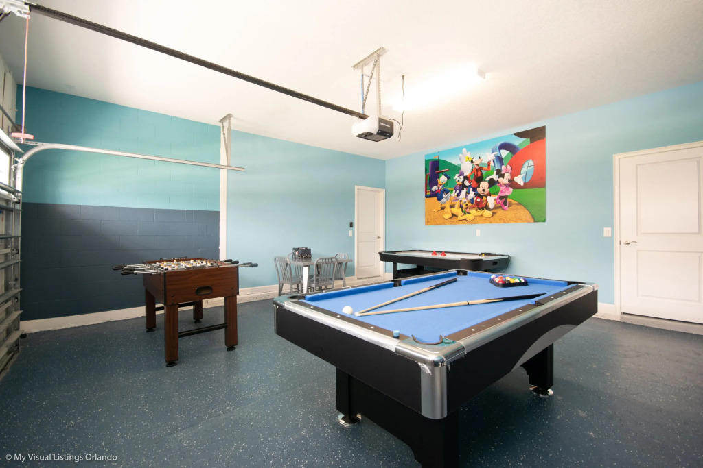 1672mvd  Amazing Champions Gate 9 Bedroom 5 Bath, Davenport , US