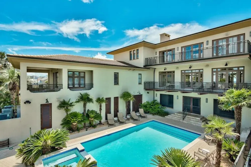 Villa Blanco 11 Bedroom Holiday Home by Five Star Properties