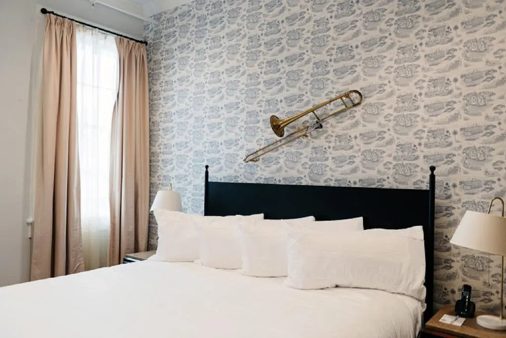 Henry Howard Hotel