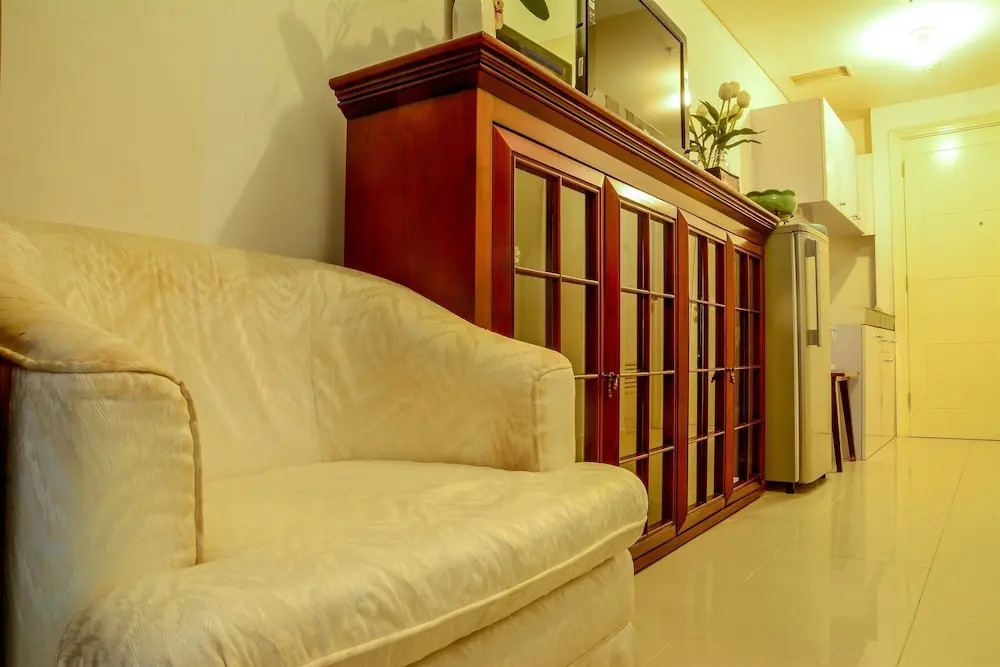 Classic Studio Room Cosmo Terrace Apartment By Travelio
