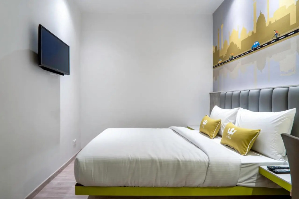 Hotel Le Roi Express Karol Bagh