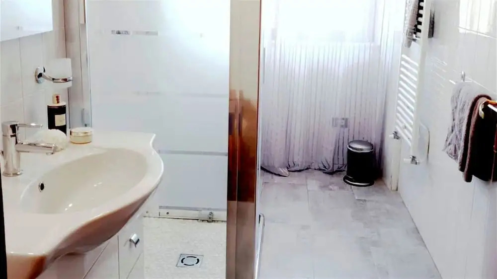 Fontana Oasis Apartment
