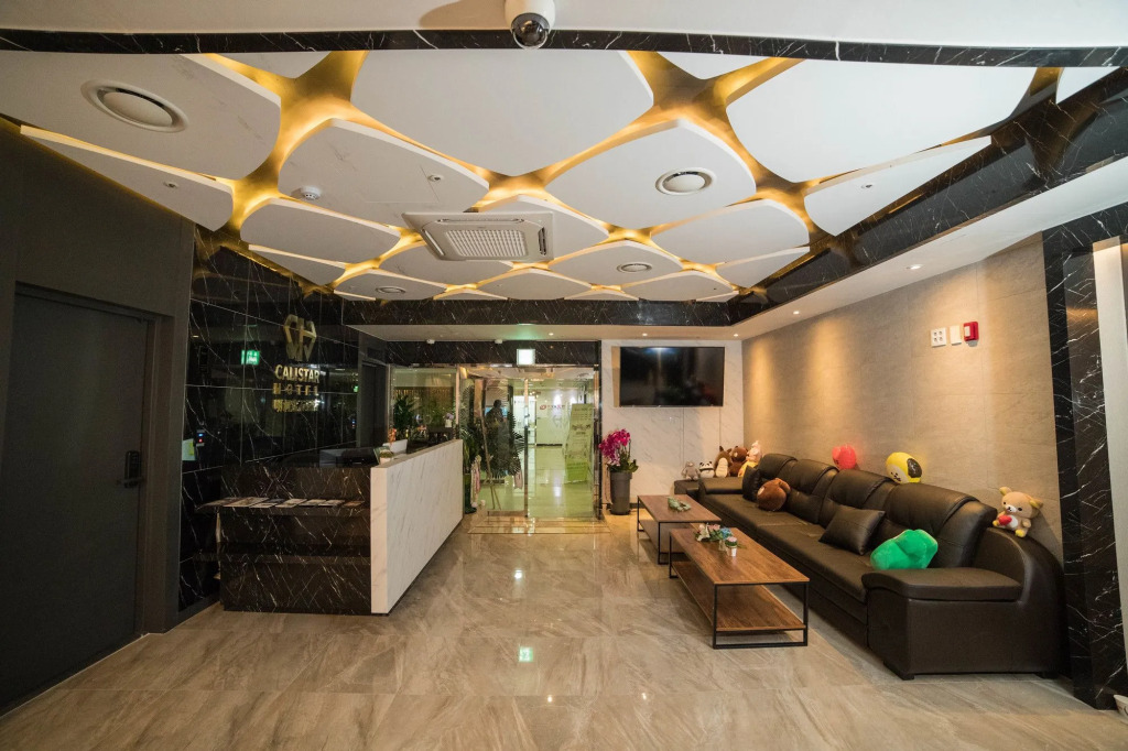 Calistar Hotel