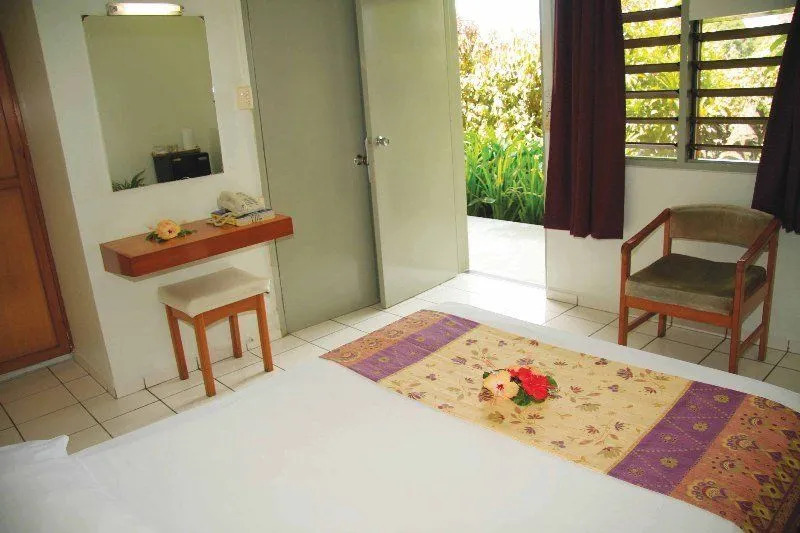 Hexagon Intl (2 Bdrm Apt)