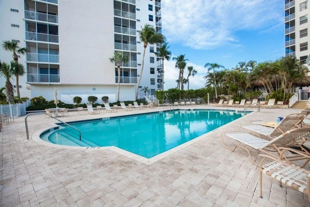 Bonita Beach Condo #3305 - 1 Br Condo
