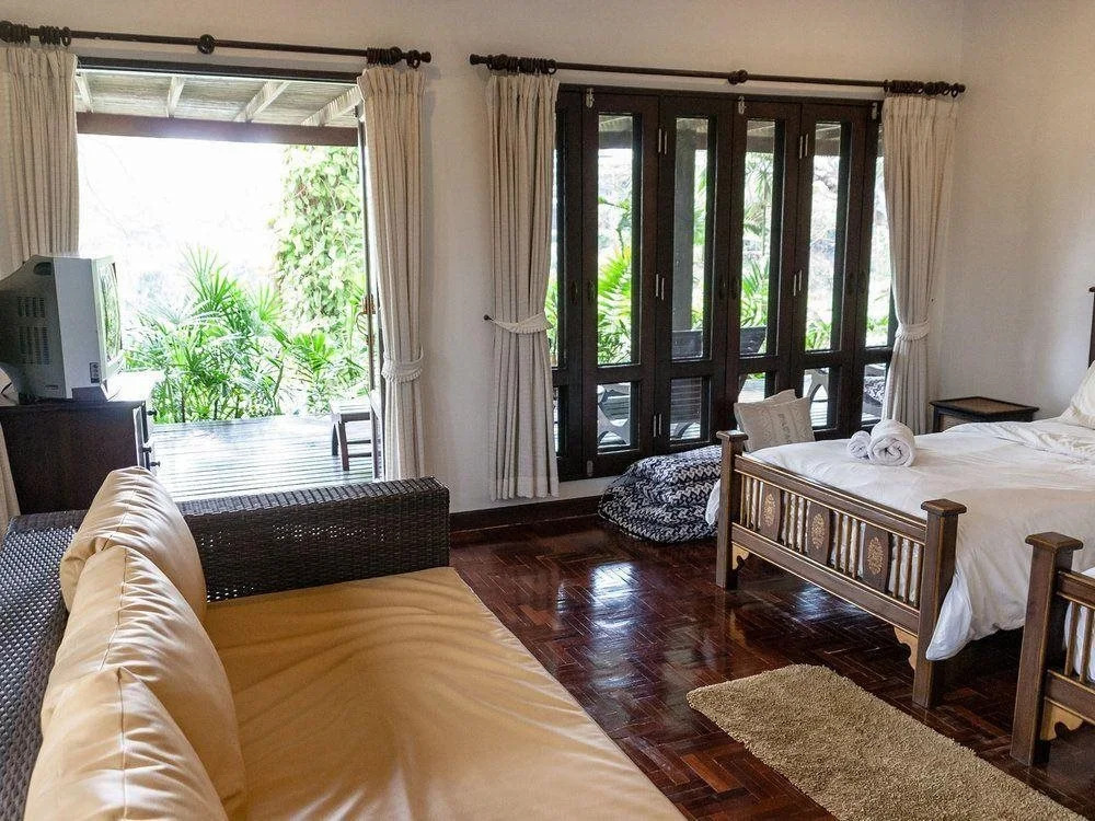 NIDA Rooms Tha Pae 2 Golden Gate