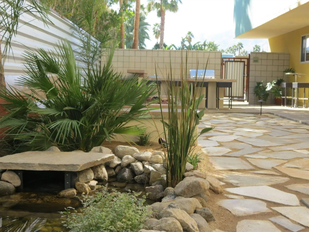 Random Haus Palm Springs