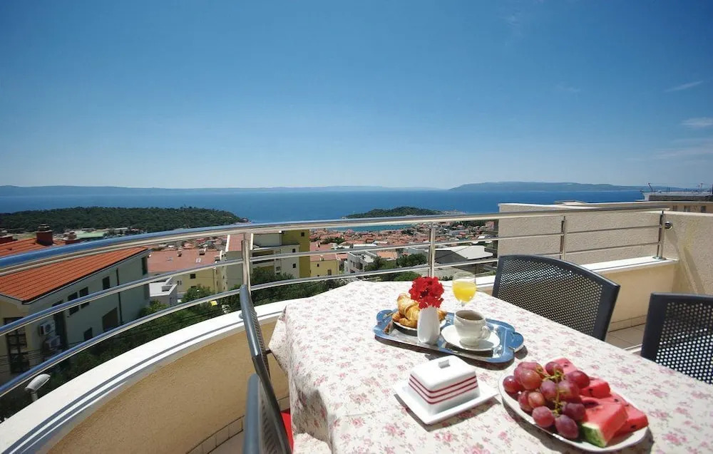Apartments Pavlinovic