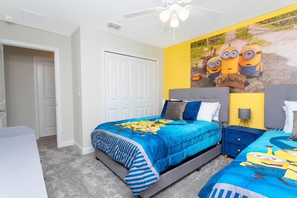 1112 CD - Glam 4BR Townhome, Pool