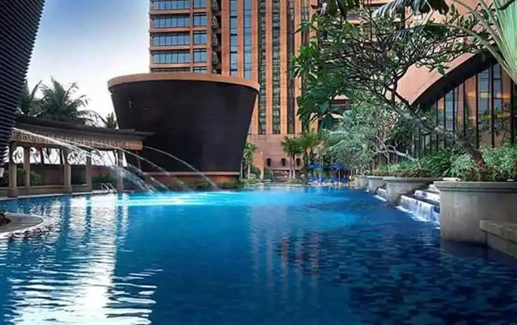 Time square luxury suites