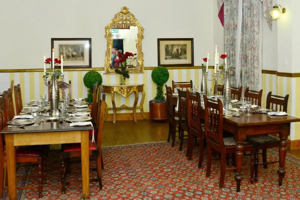 Die Tuishuise & Victoria Manor