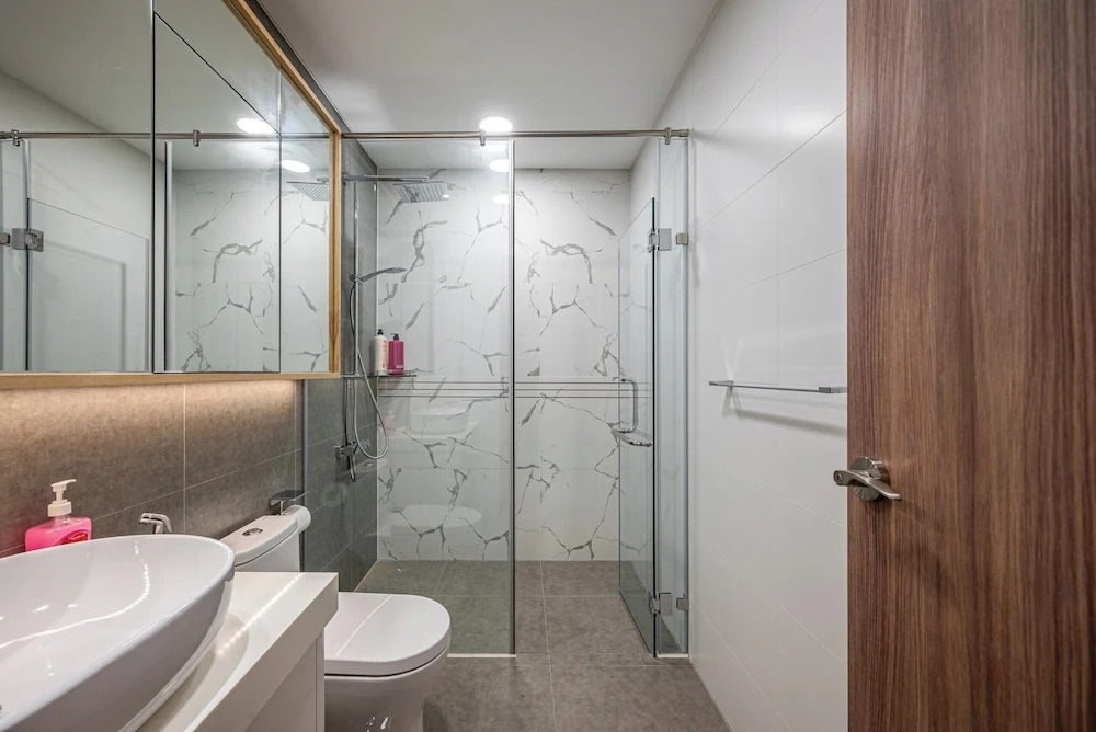 Luxury Sunwah Apartment near Landmark 81 - City View