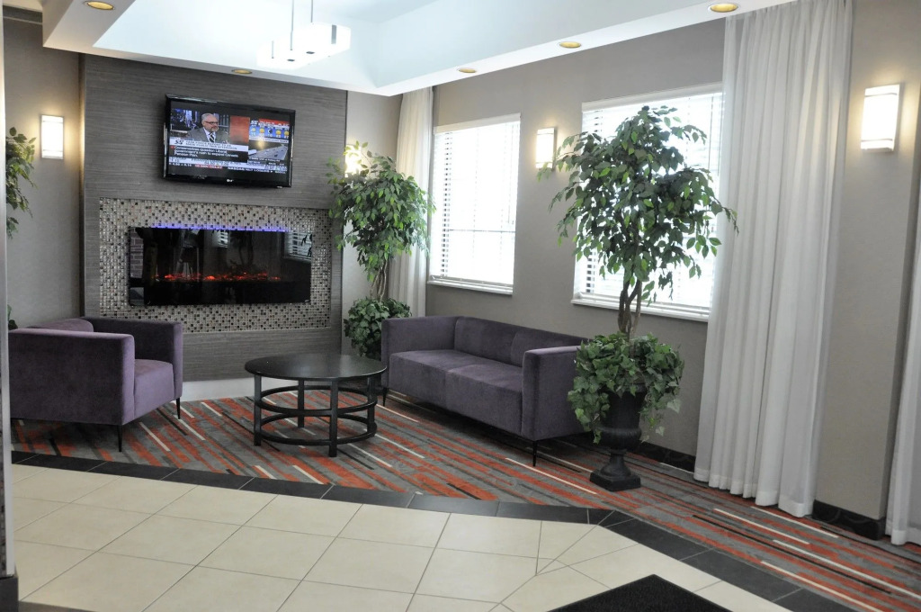 Holiday Inn Express Hotel & Suites Barrie by IHG