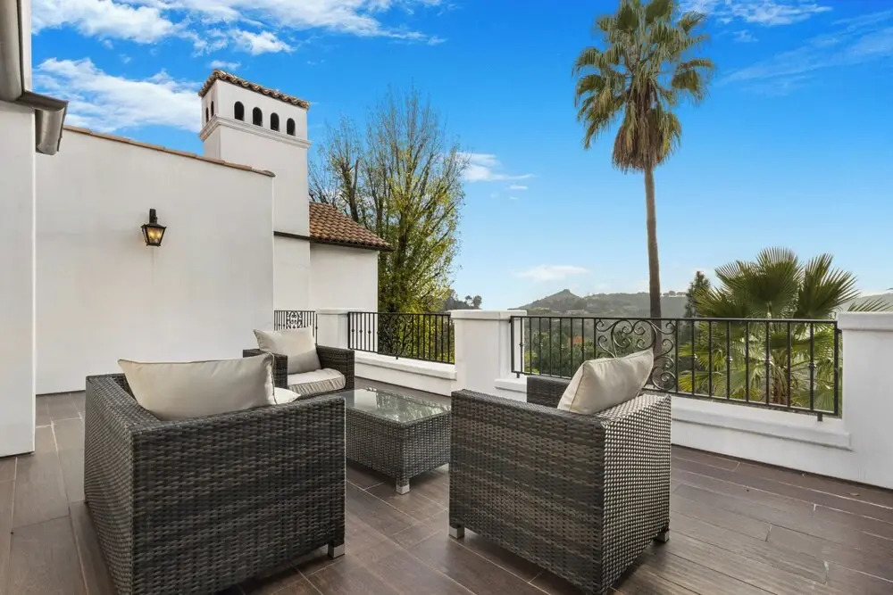 Spanish Villa - Stunning Coldwater Canyon Villa With Pool and Views