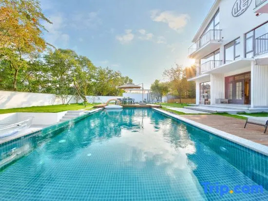 Moganshan · Shanxun · Carousel Boundless Wilderness Pool · Designer Garden Boutique Stay