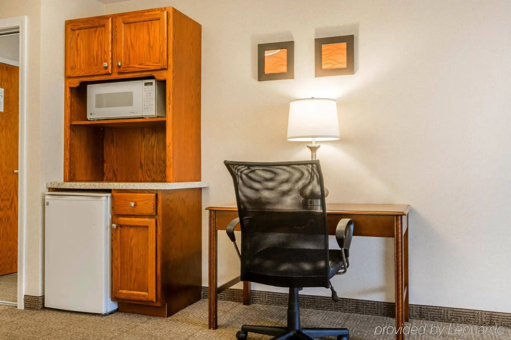 Comfort Inn & Suites South Burlington near University