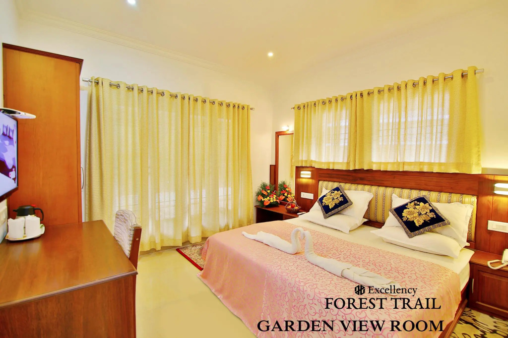 Excellency Forest Trail