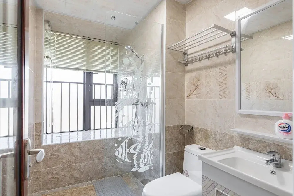 Locals Boutique Apartment WanzaiCEC No.5