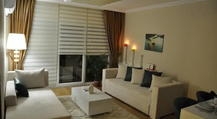 Queen Residence