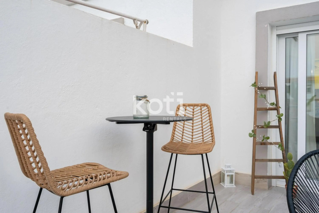 GlamUrban Flat Koti Rentals