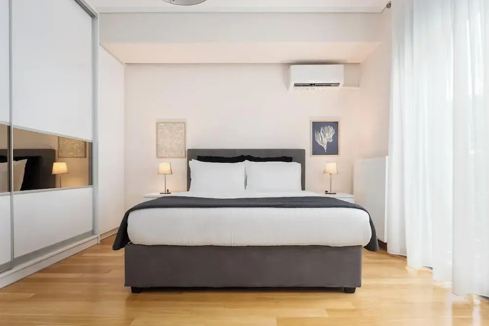Glyfada Golden Stay