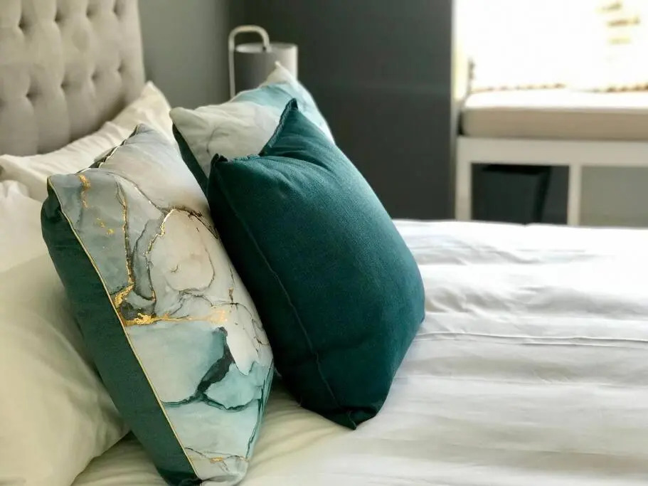 Modern 1-Bedroom in Vibey Sea Point, Cape Town